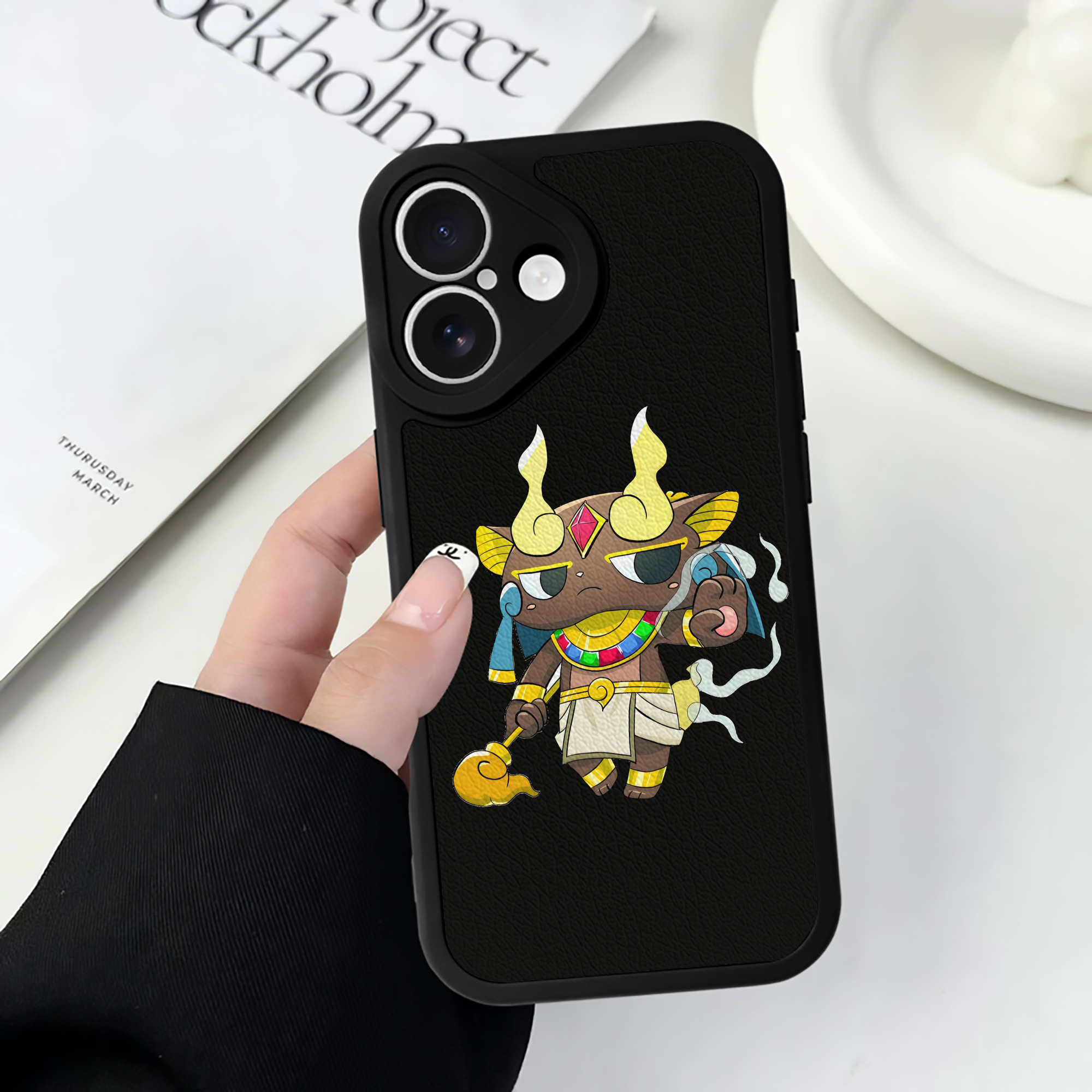 （画像用） 妖怪ウォッチ Yo-kai Watch 【iPhone 16シリーズ対応】シリコンスマホケース（レザー調） 材質：シリコン